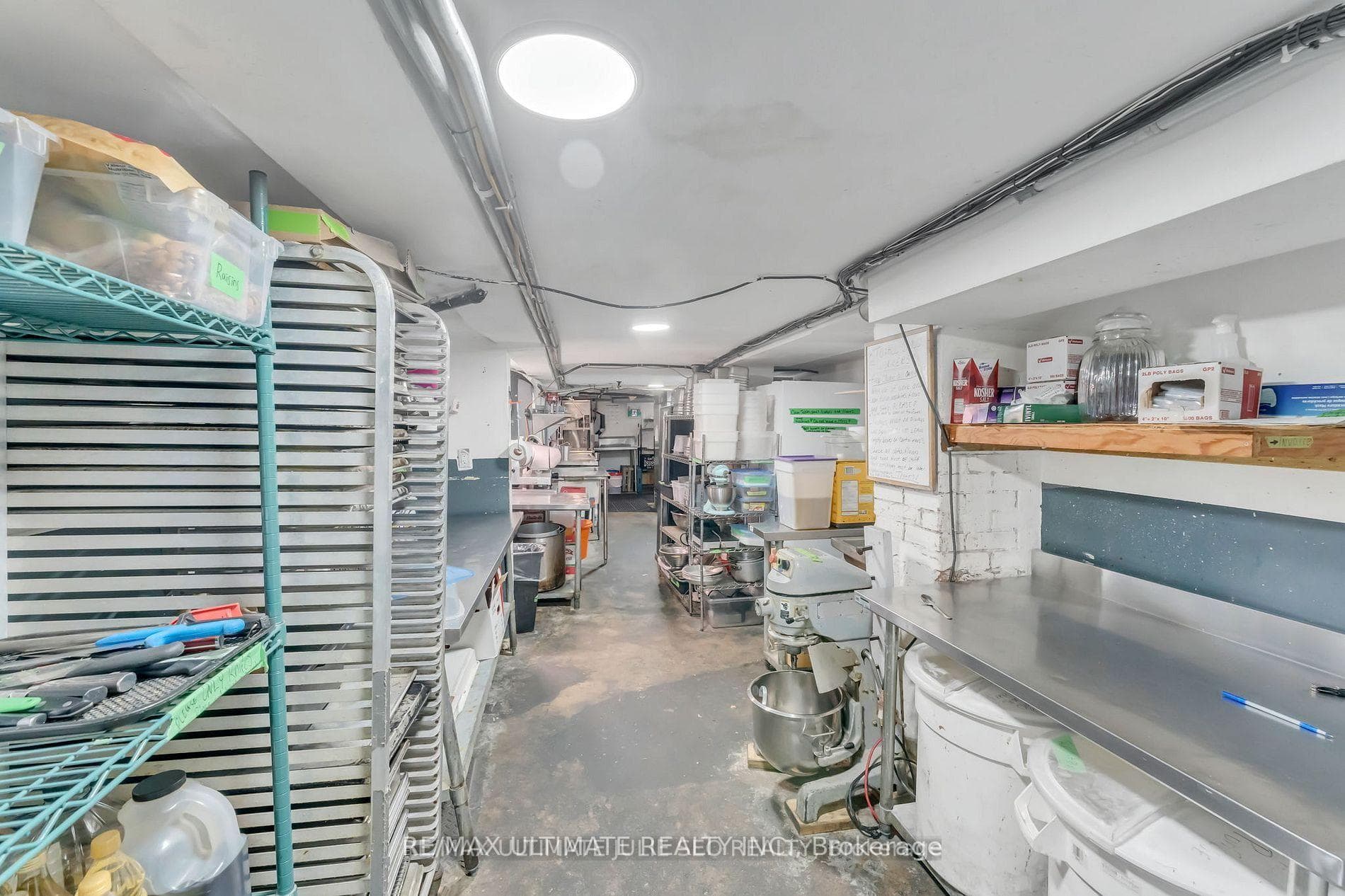 1108 St Clair Avenue photo 21