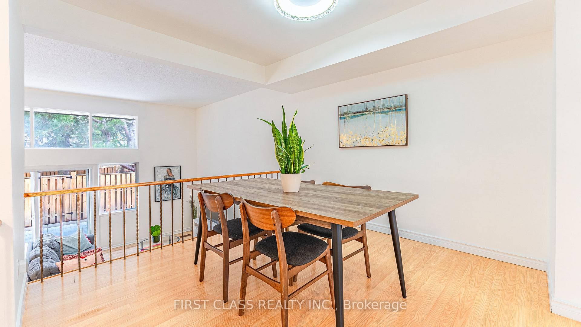 102 Jenny Wrenway Way photo 14