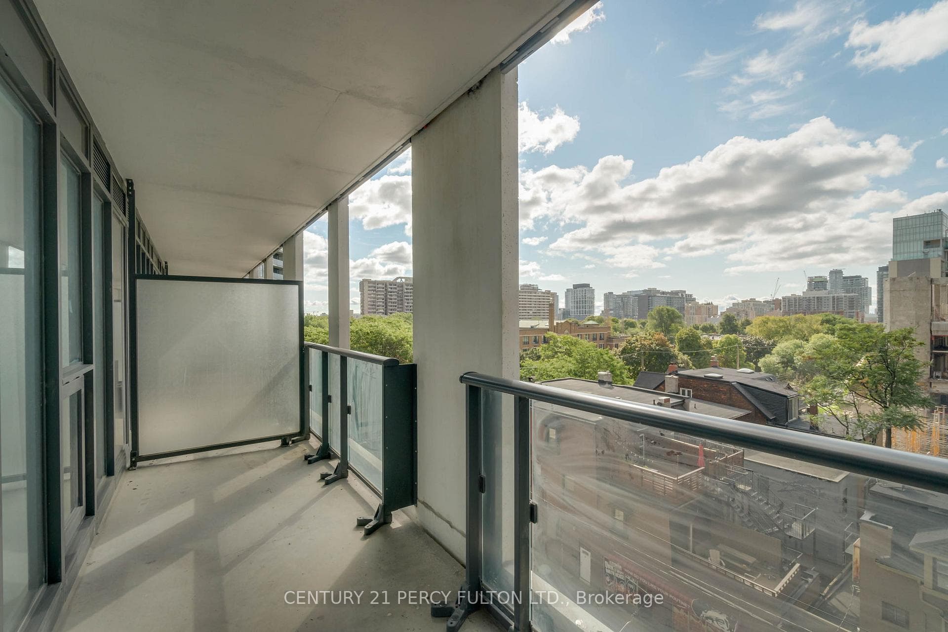 251 Jarvis Street Unit 518 photo 17