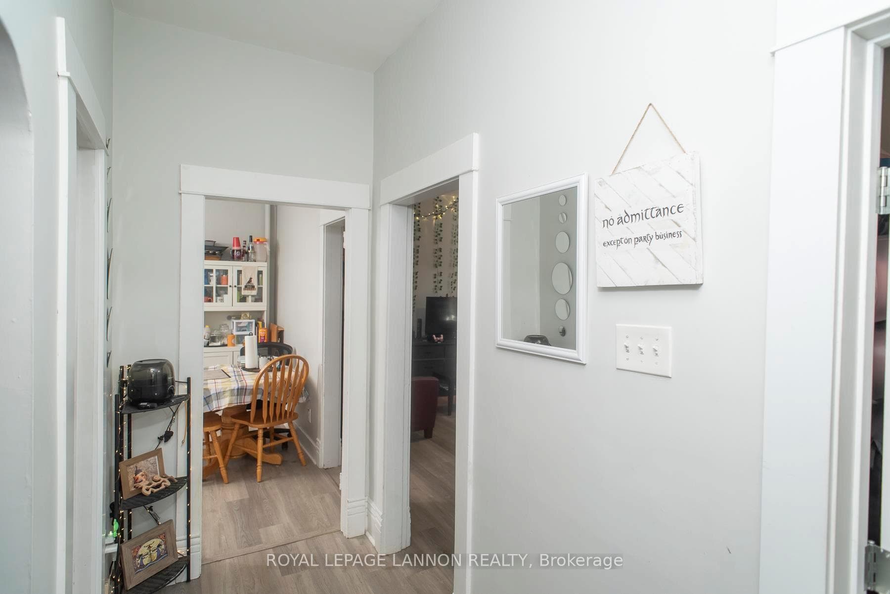 310 NORAH Street photo 20