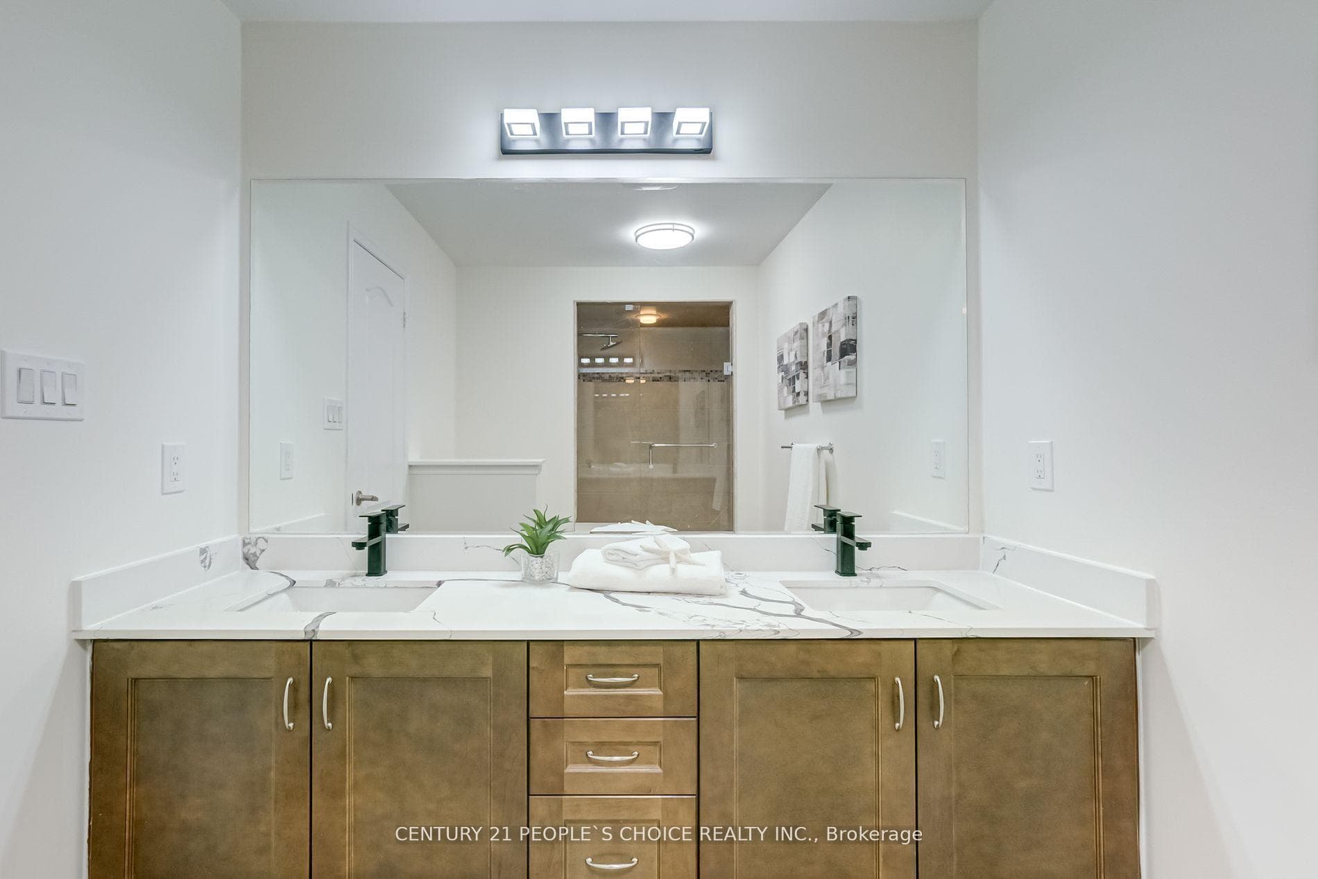 130 Keystar Court photo 28