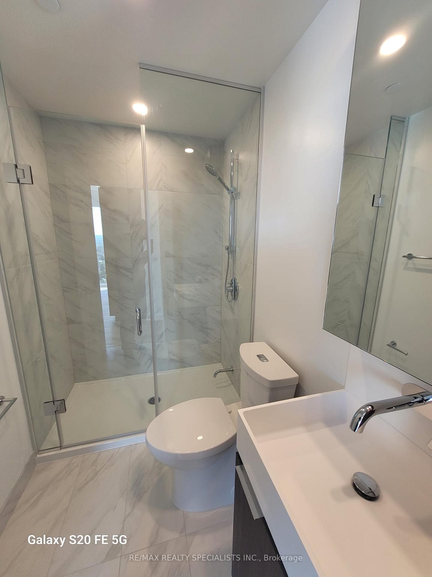 370 MARTHA Street Unit 2202 photo 18