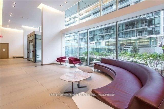 39 Queens Quay Unit 438 photo 7