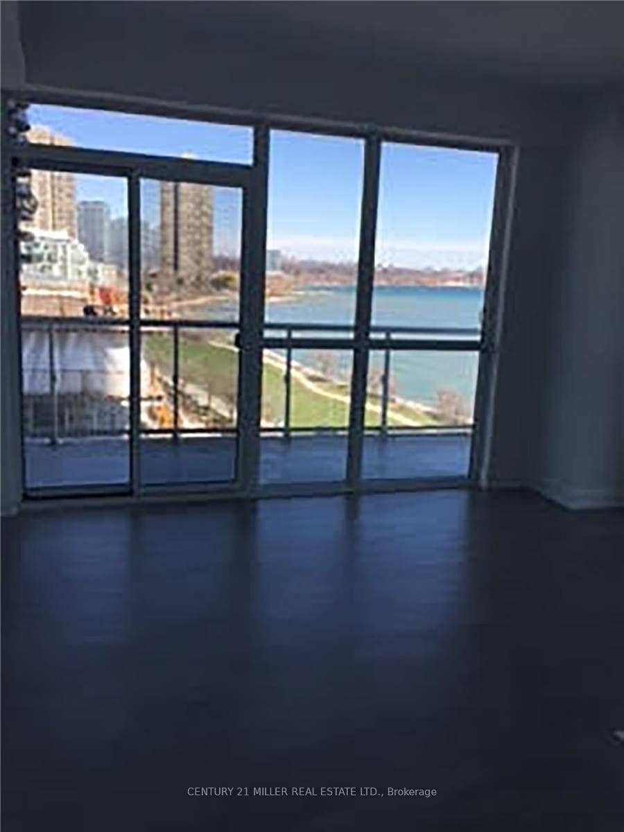110 Marine Parade Drive Unit 702 photo 19