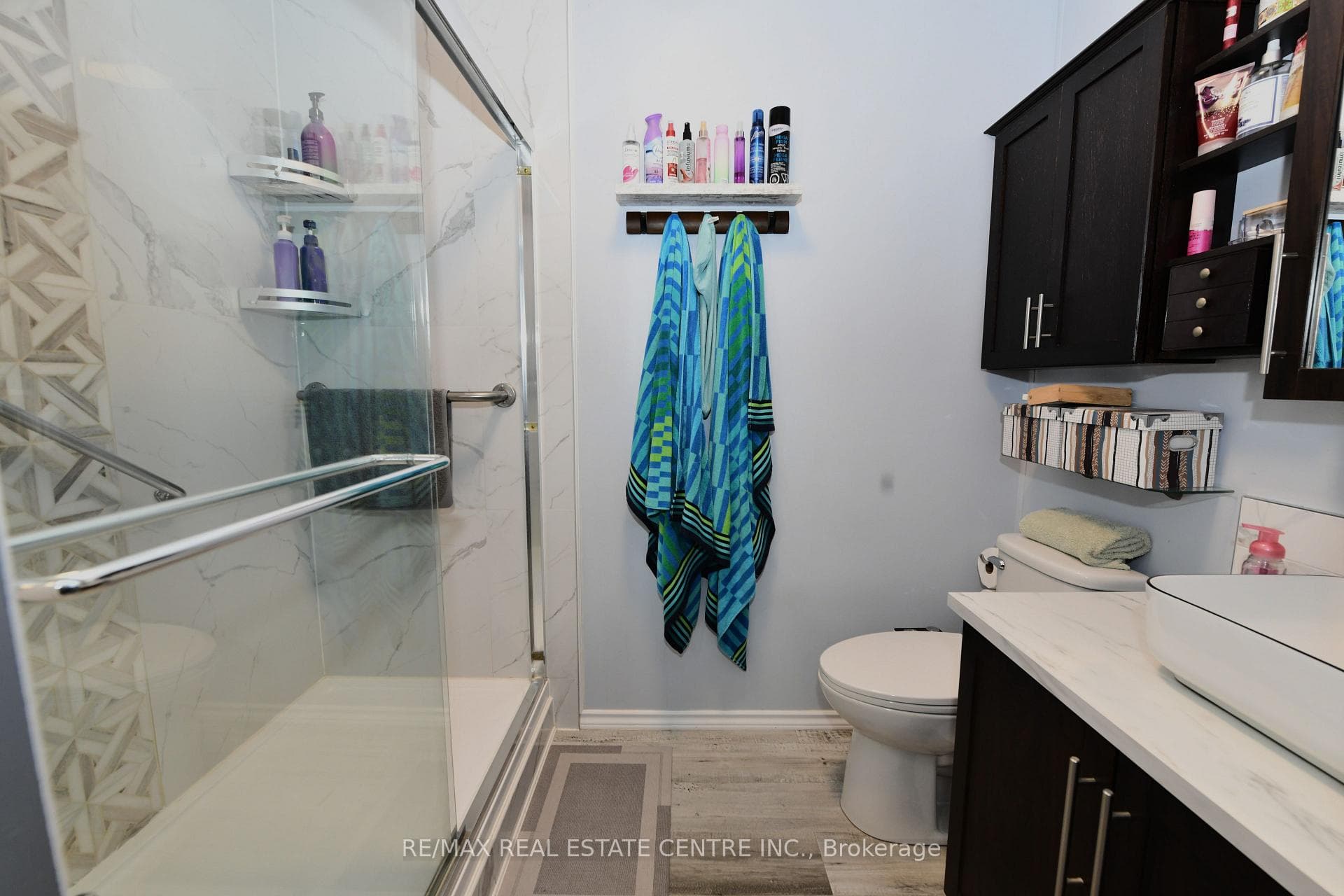 1429 SHEFFIELD Road photo 9