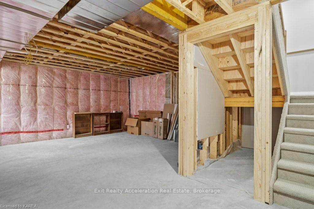 100 PALACE Road photo 25