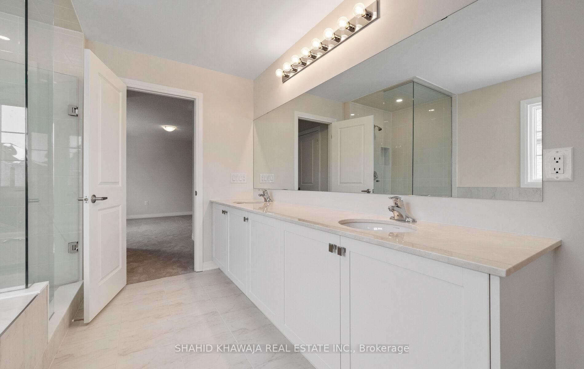 1109 Dent Terrace photo 25