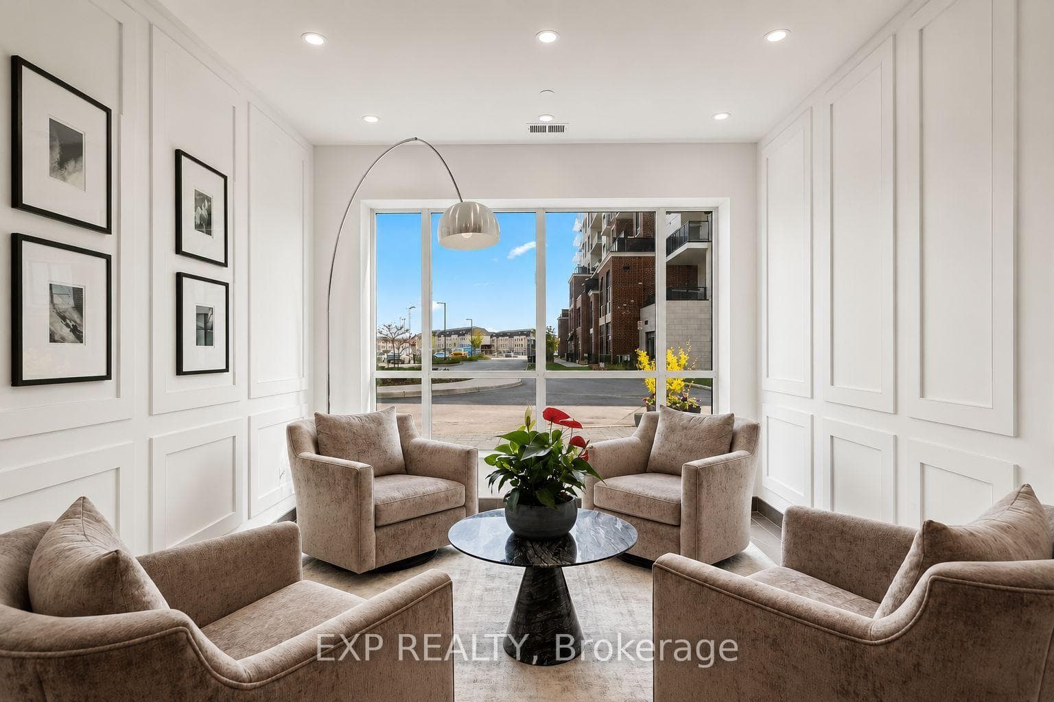Interior Lounge