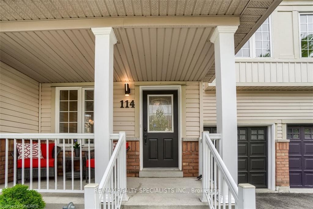 114 Gollins Drive photo 2