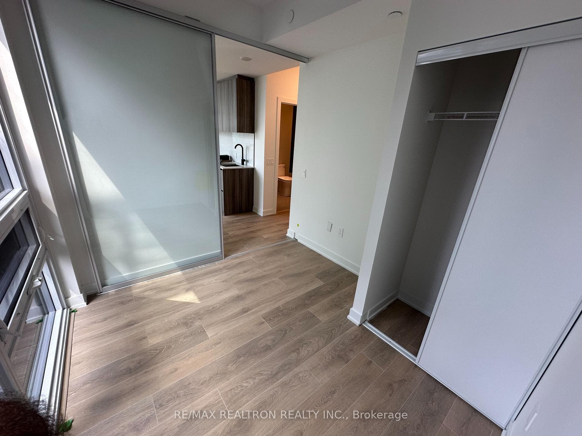 117 Broadway Avenue Unit 3202 photo 13