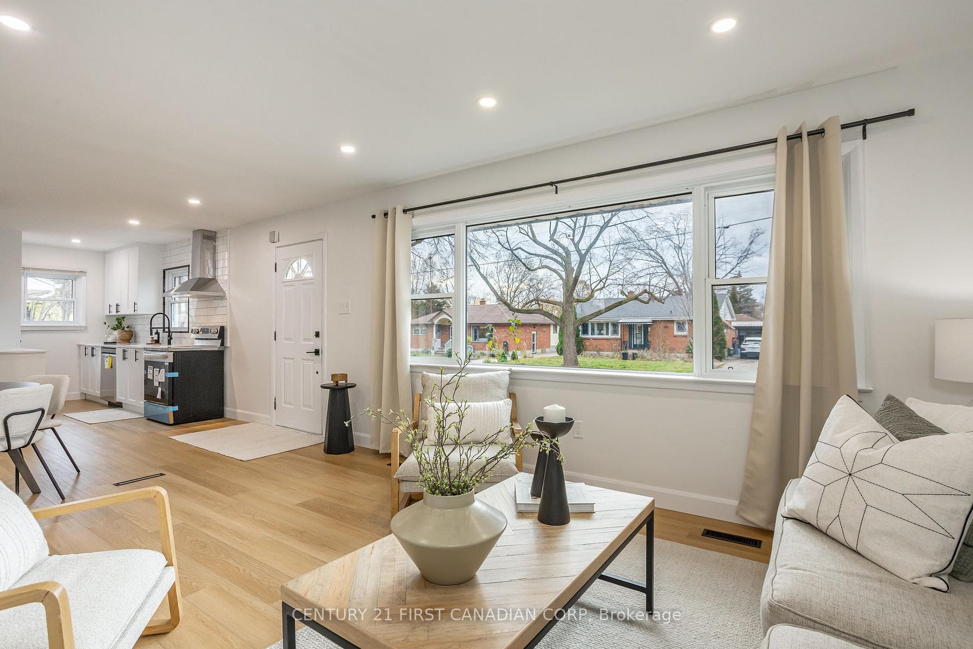 165 Fairhaven Circle photo 9