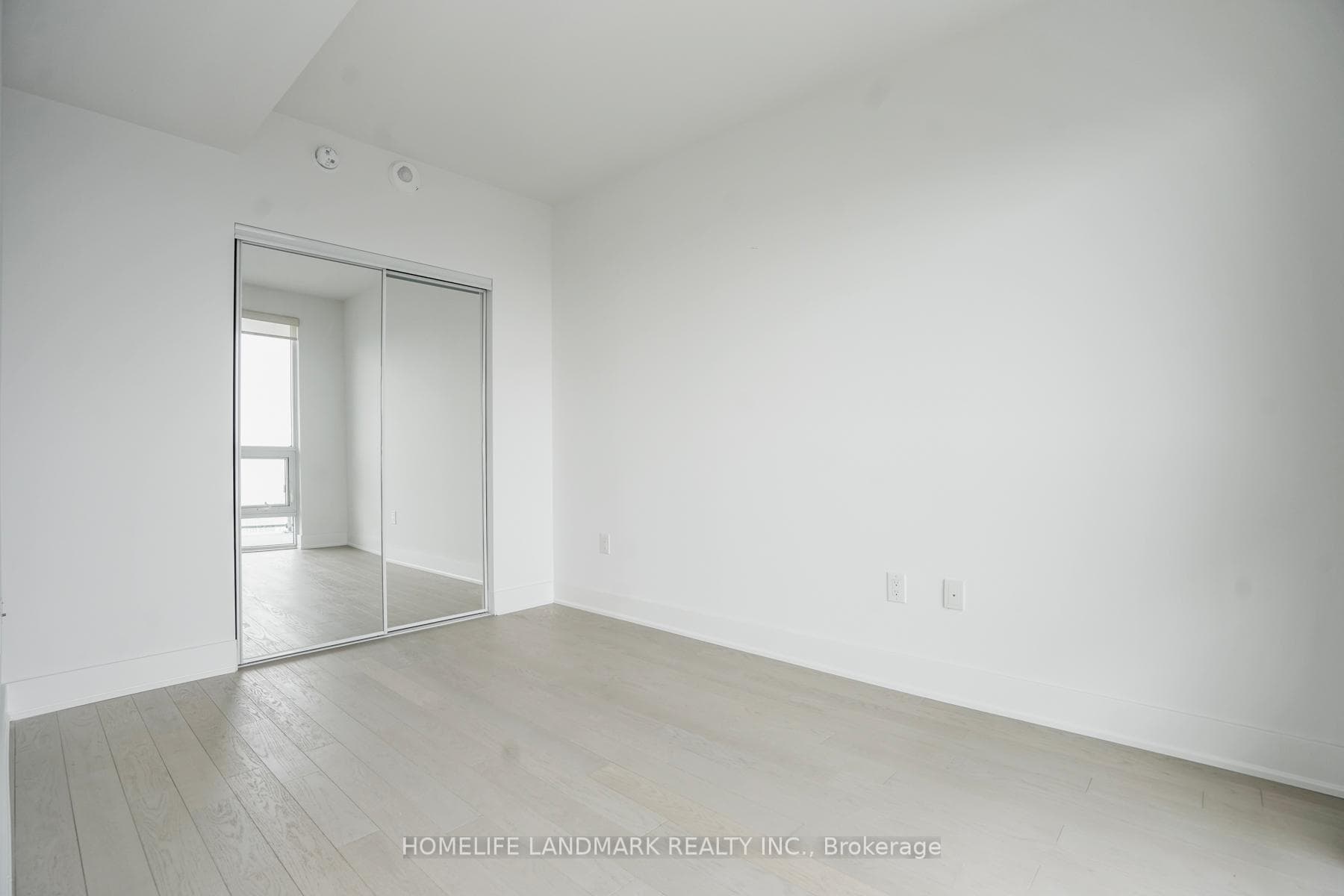 955 Bay Street Unit 3806 photo 8