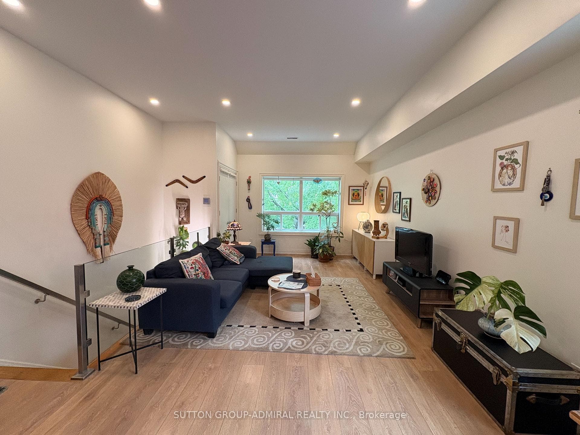 347 Northcliffe Boulevard Unit 2 photo 3