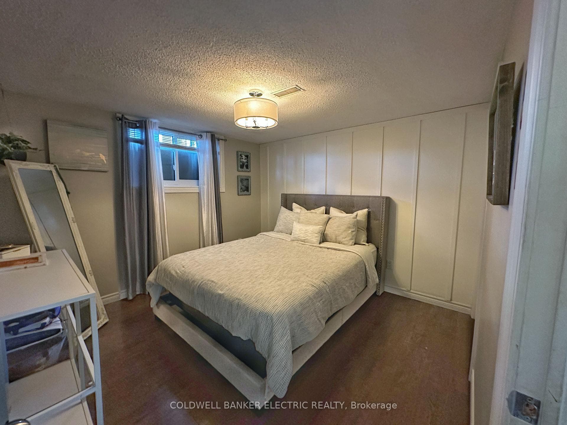 843 Orpington Road photo 25