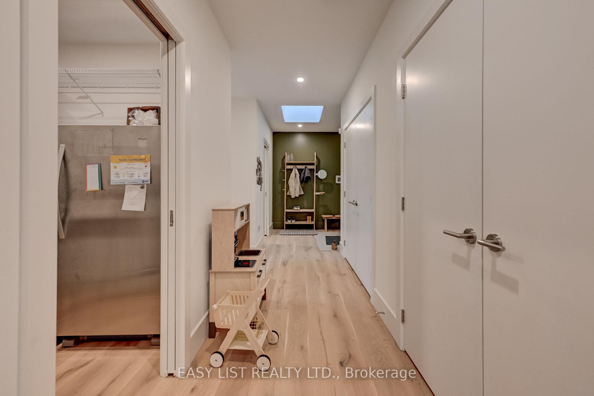 117 Evergreen Place photo 29
