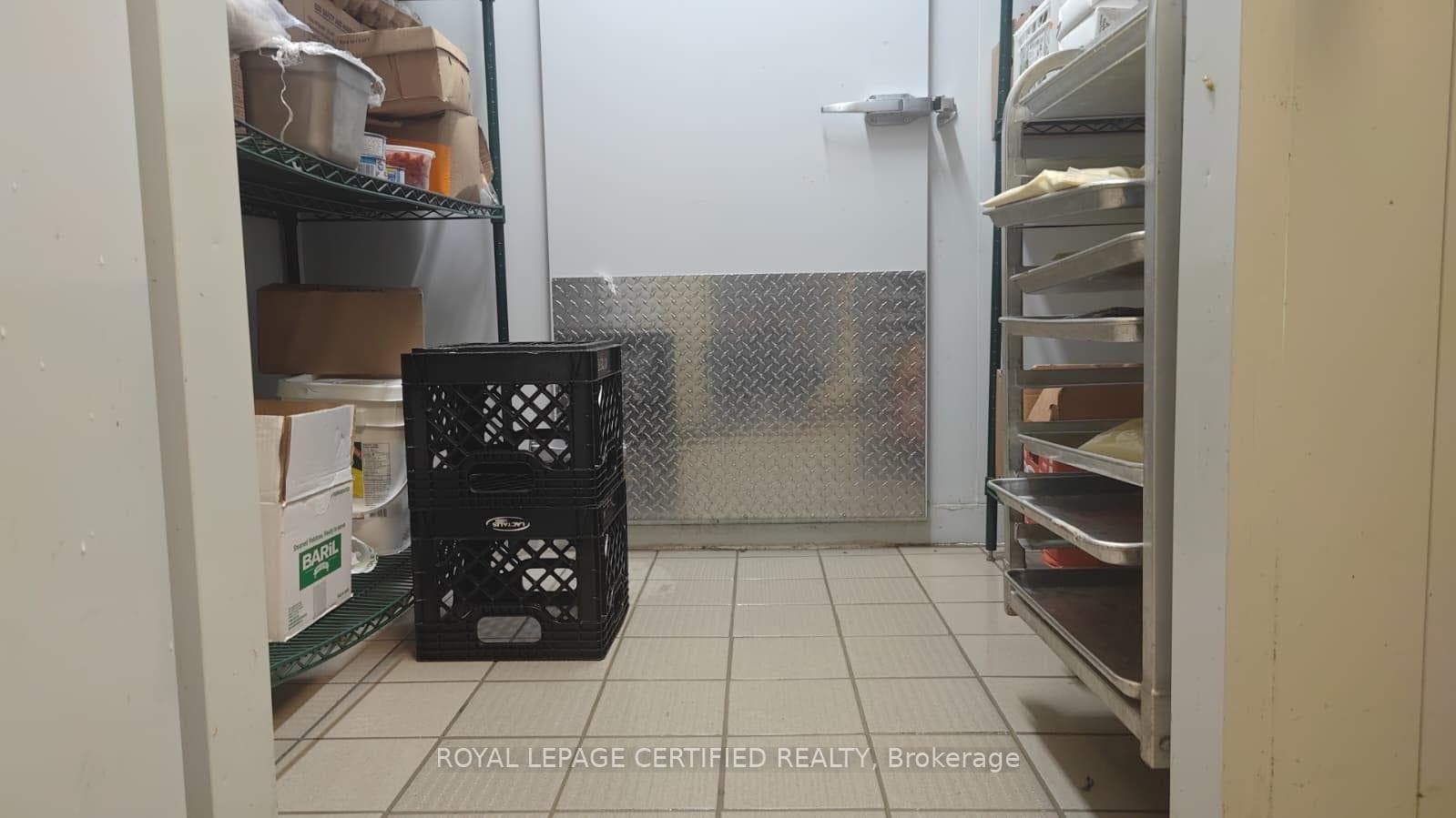 595 ST. CLAIR Street photo 10