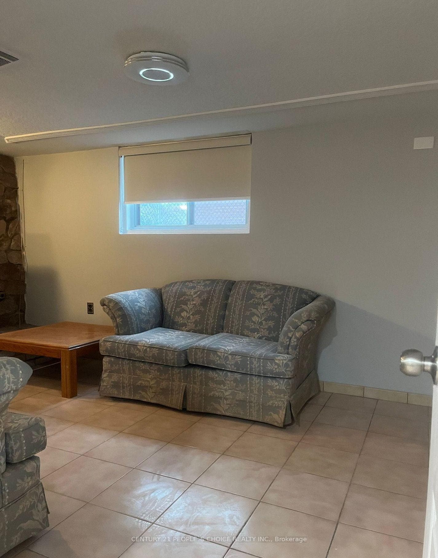 10 Rosewood Avenue photo 17