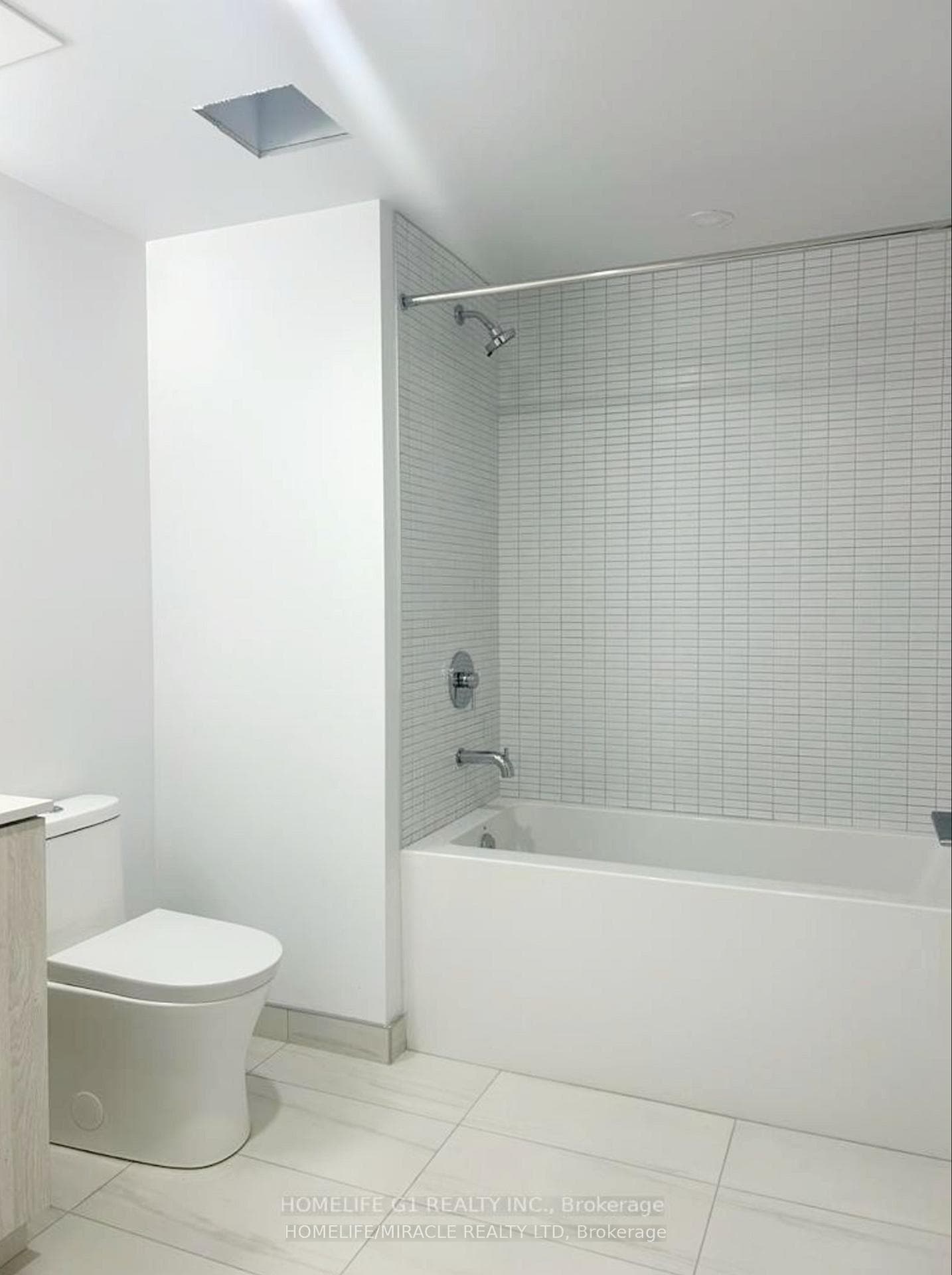 1 Jarvis Street Unit 622 photo 5