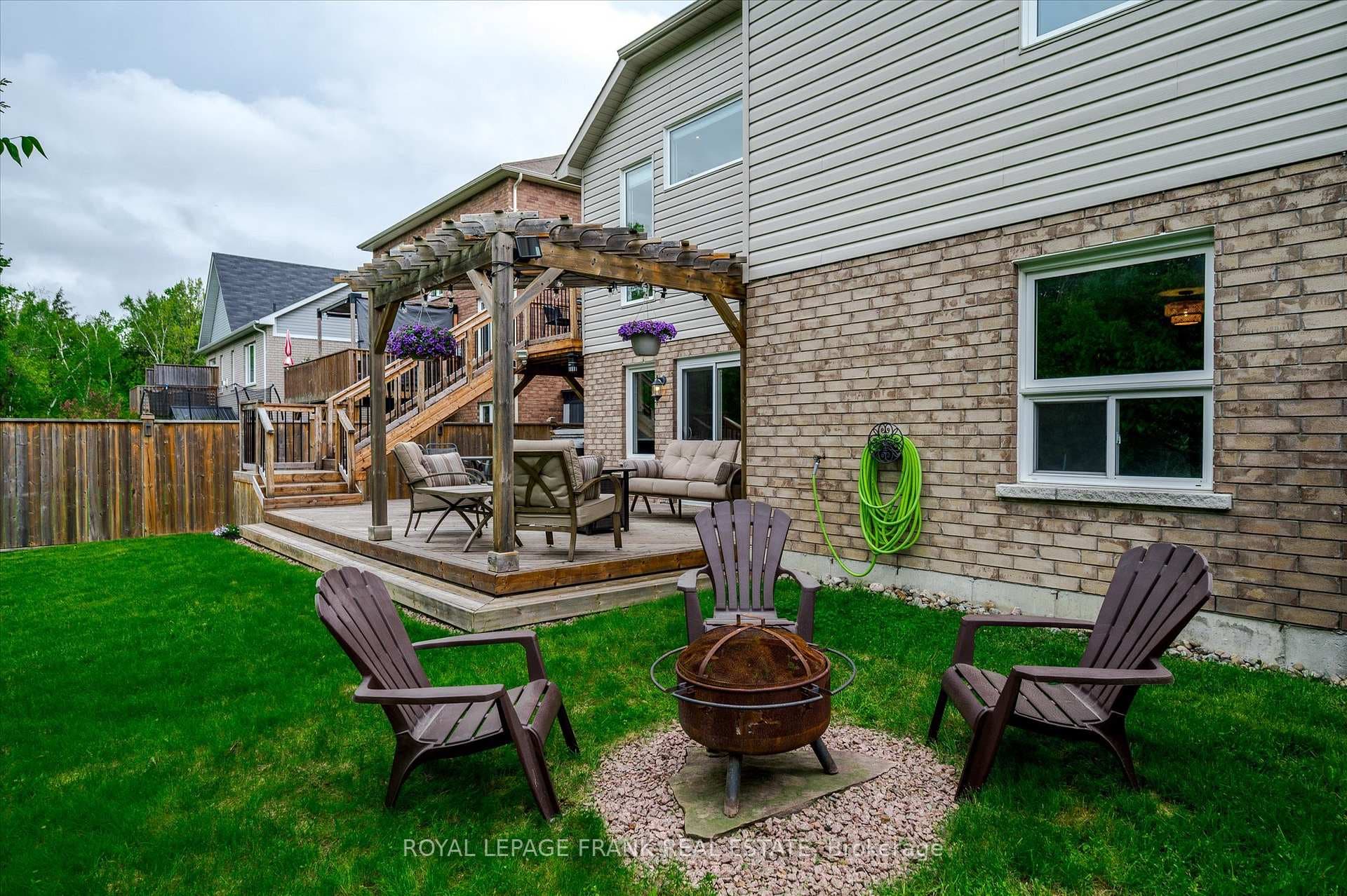 989 Avery Avenue photo 41
