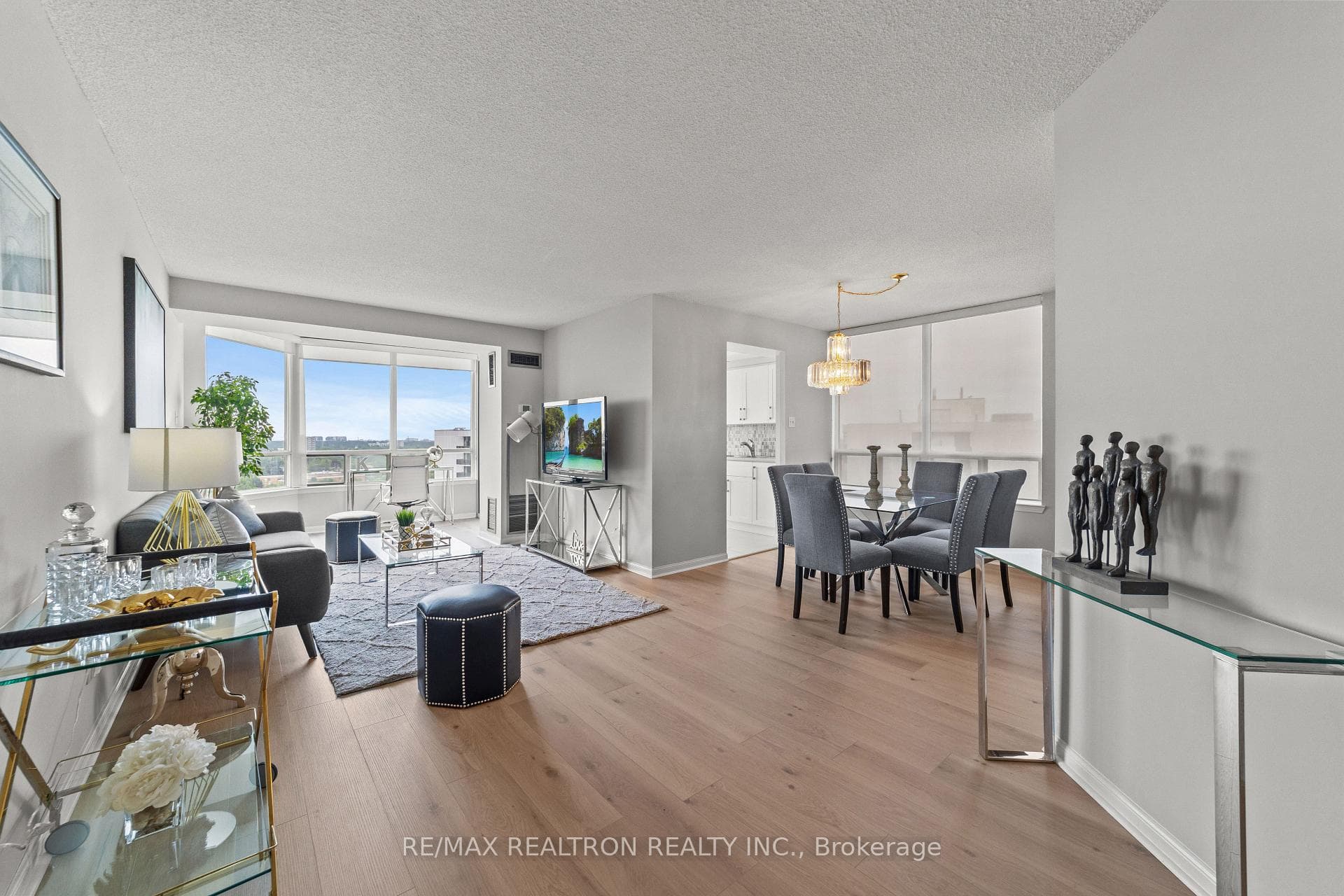 1131 Steeles Avenue Unit 1508 photo 8