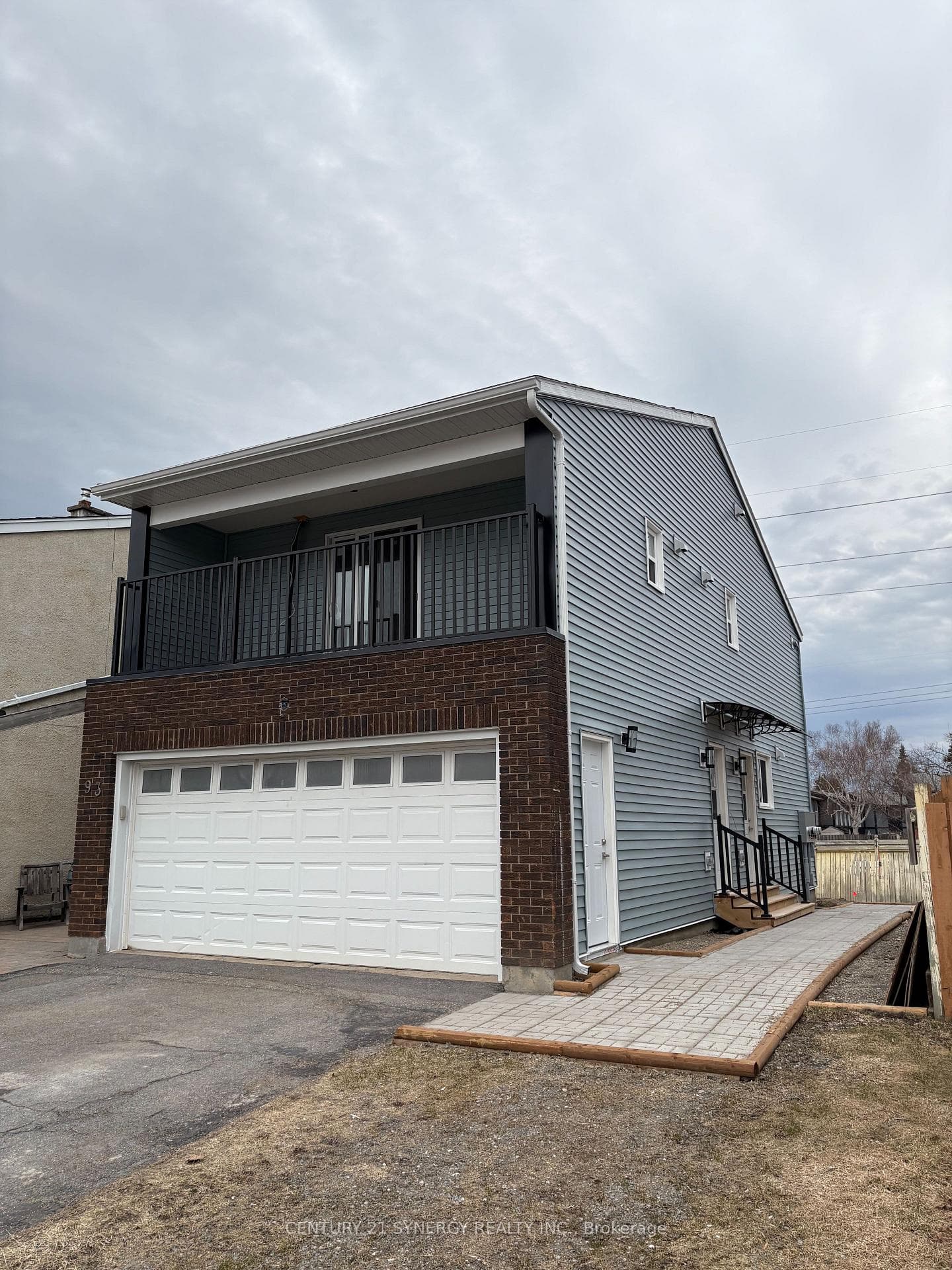 93B Tarquin. Access is the second door on right.