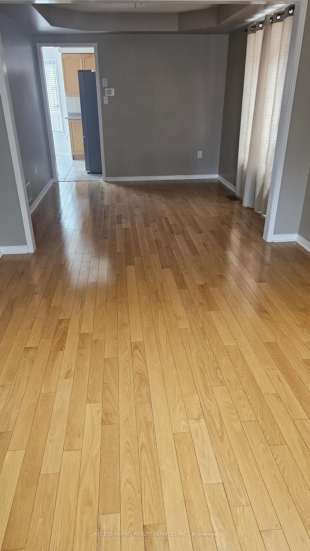 53 Baccarat Crescent photo 3