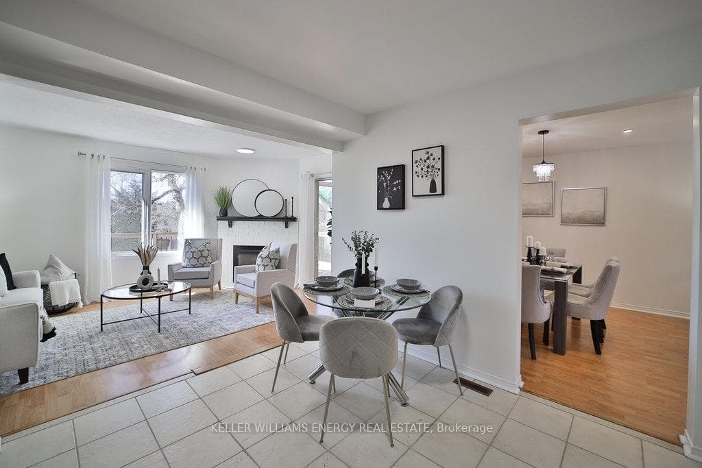 87 Knotty Pine Drive photo 12