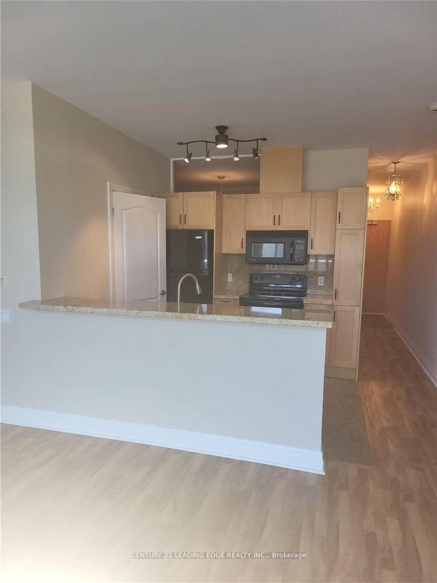 44 Bond Street Unit 609 photo 7