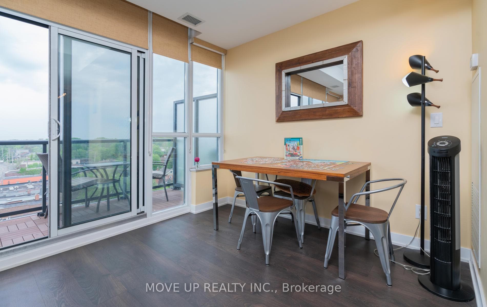 11 Superior Avenue Unit 807 photo 7