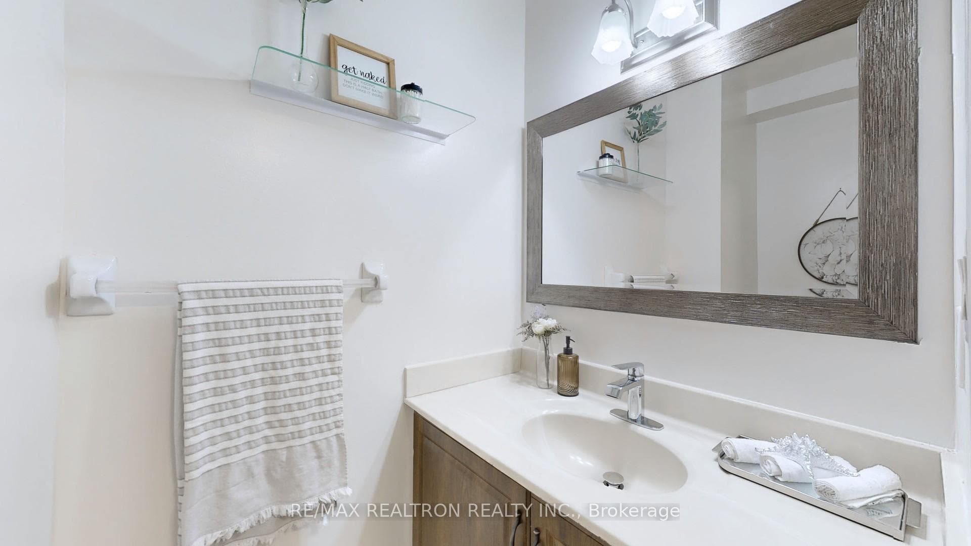 36 William Curtis Circle photo 8
