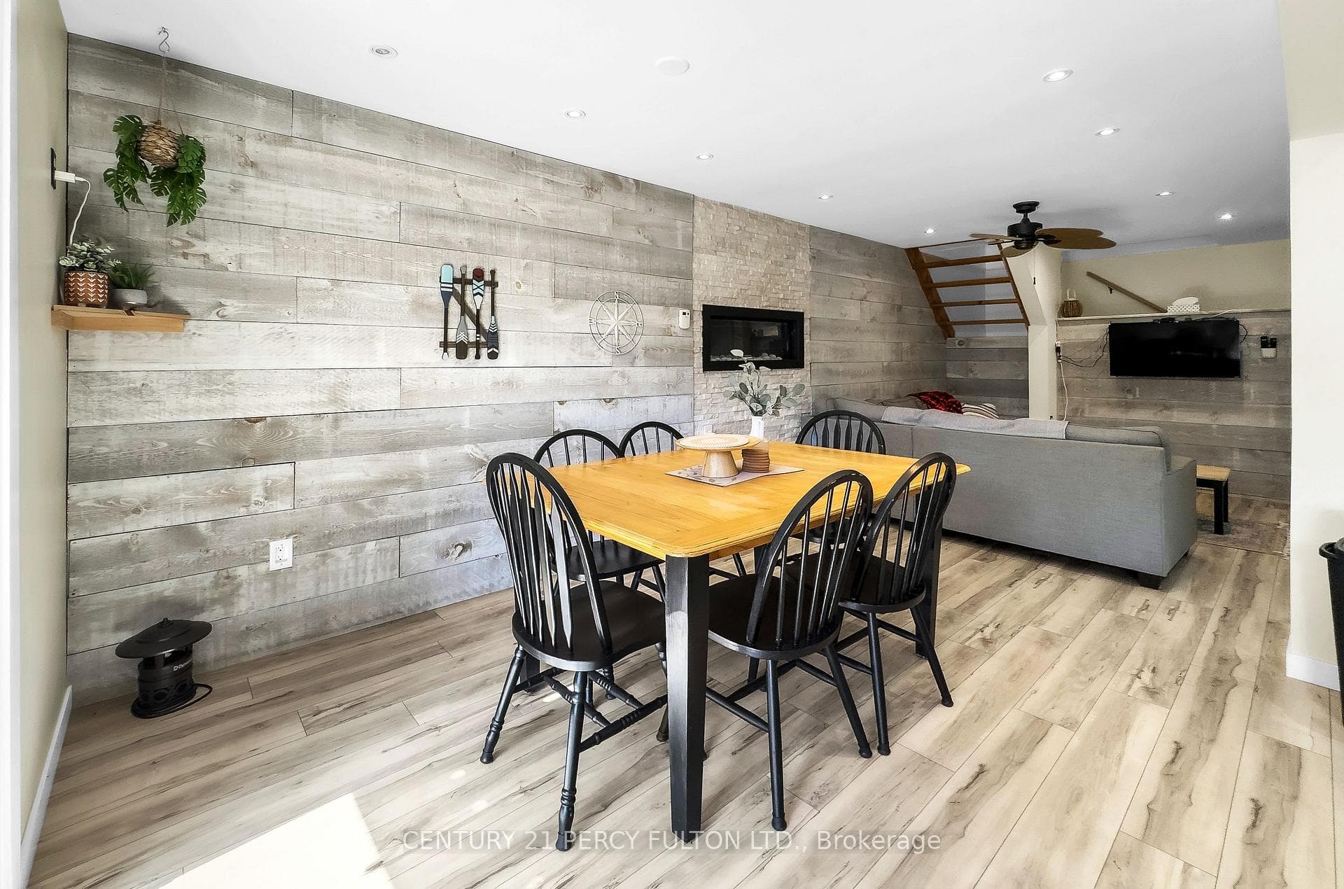 79 BROOK Road photo 23