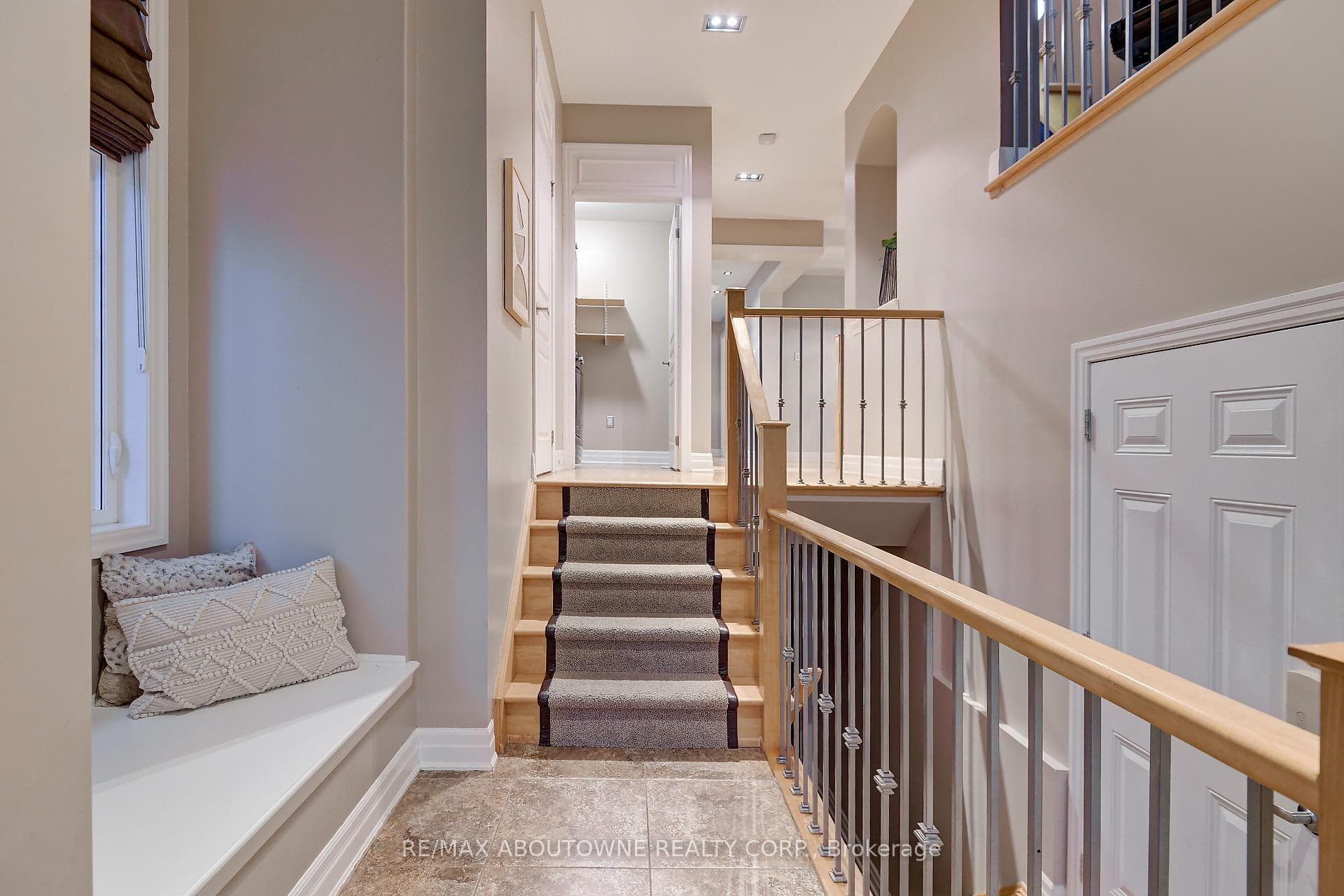 310 Leitch Landing photo 5