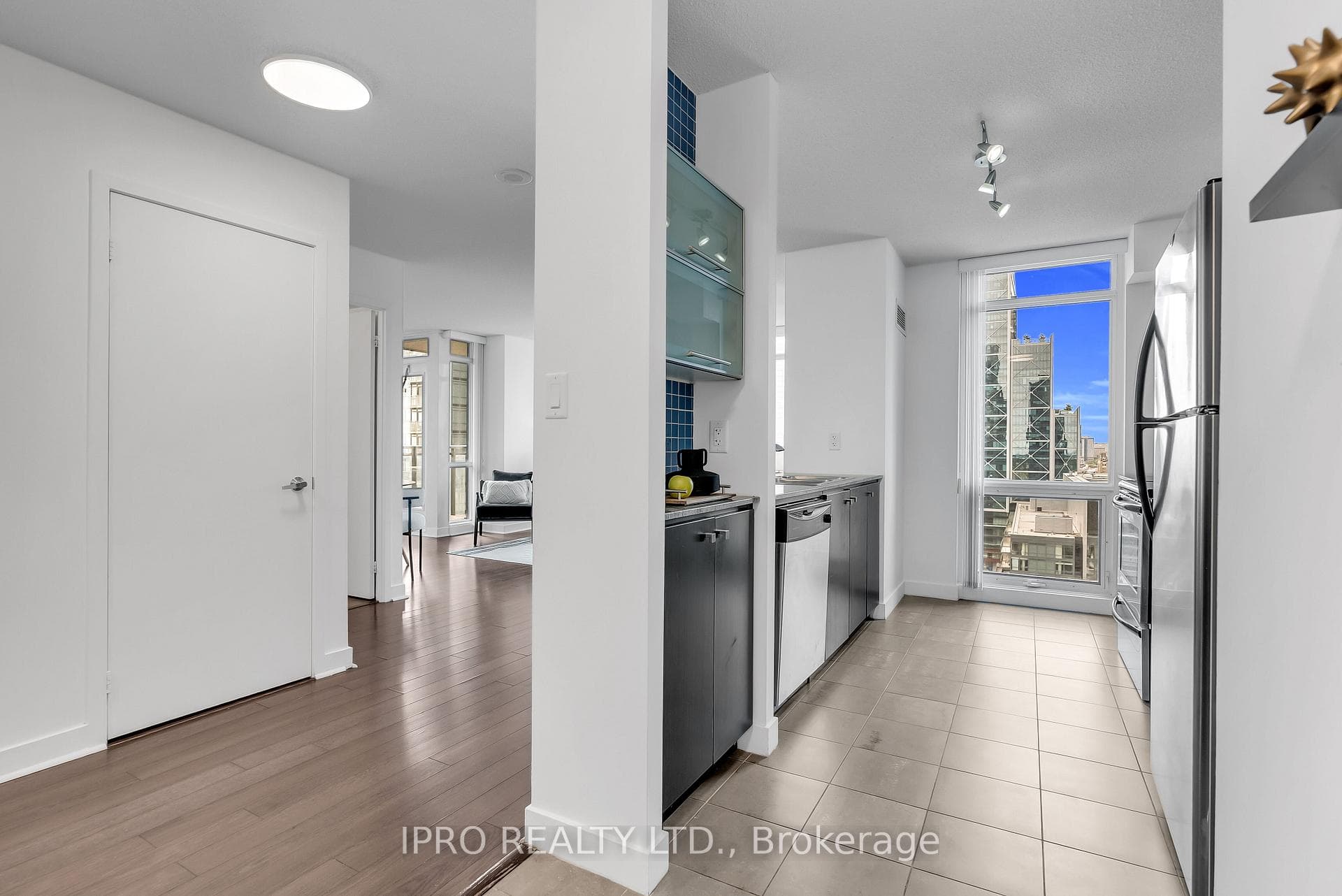 11 Brunel Court Unit 2903 photo 11