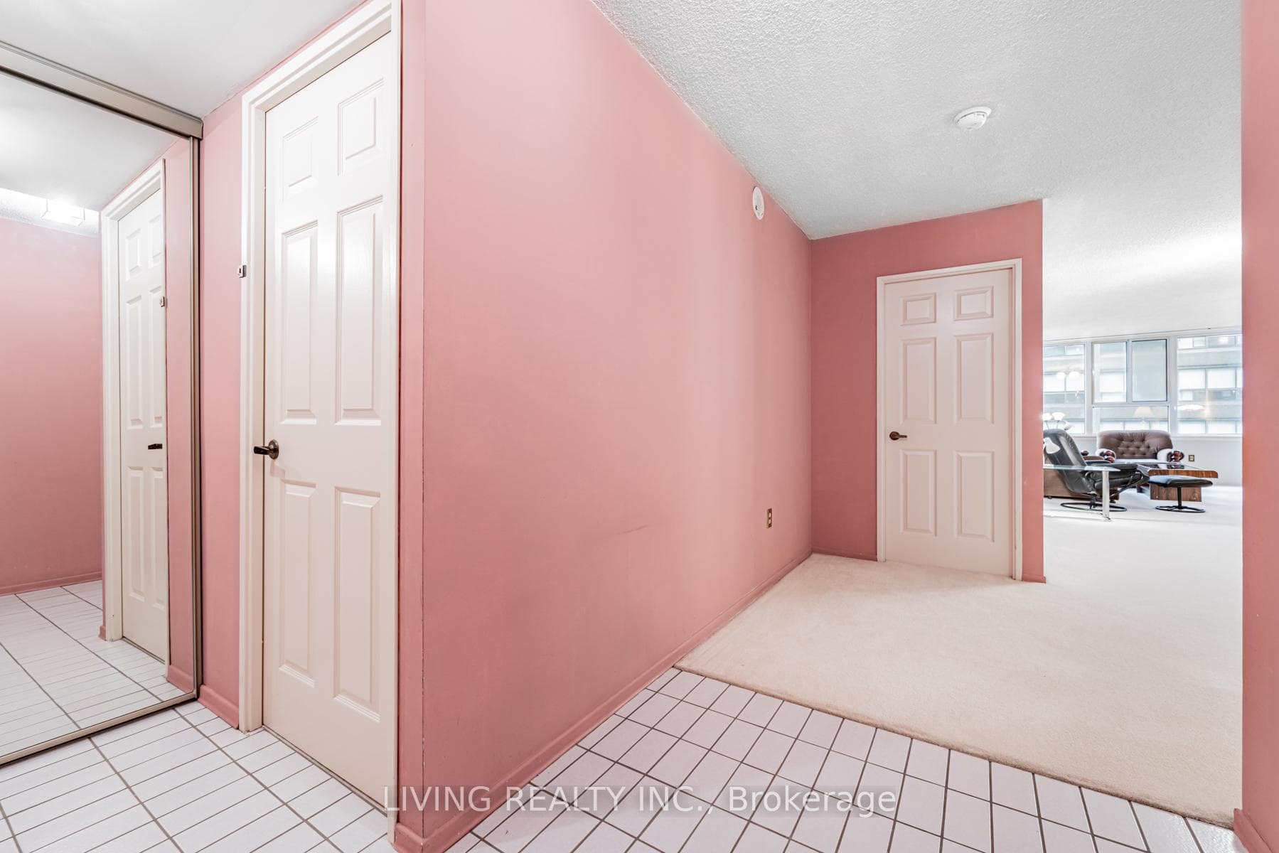 45 Carlton Street Unit 1405 photo 24
