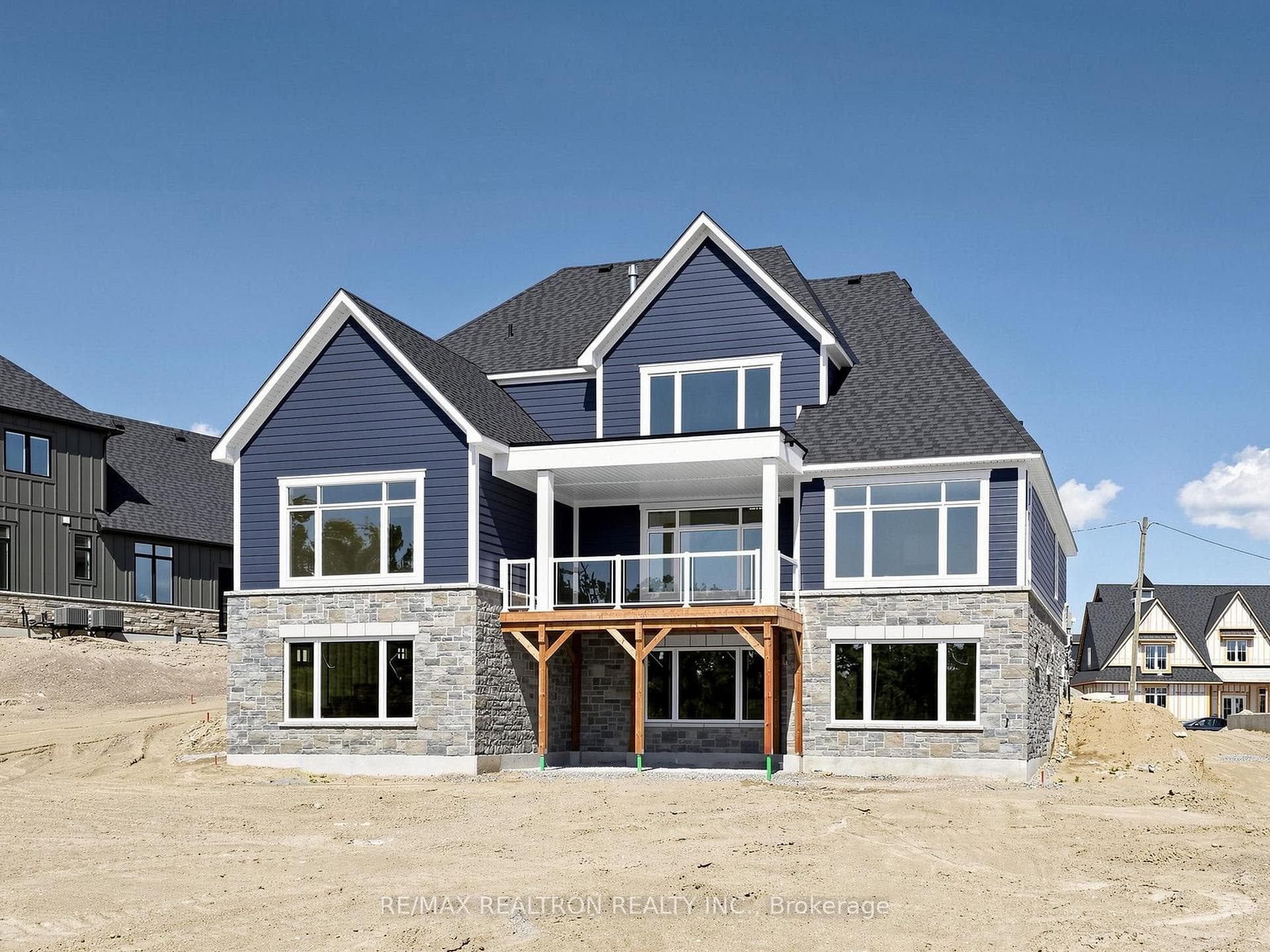 8 Radome Drive photo 48