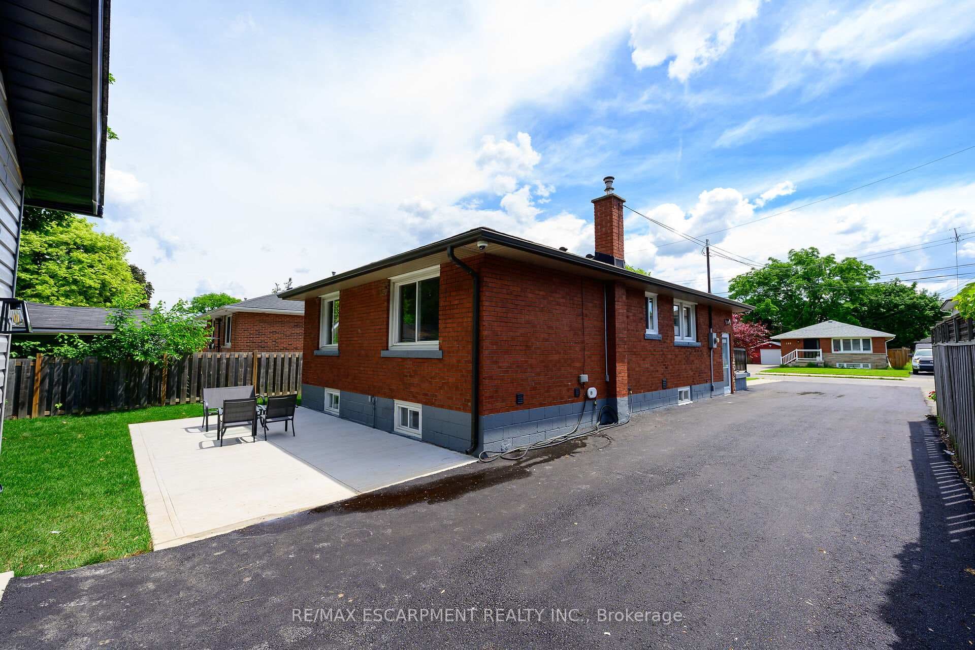 150 Howard Avenue photo 47