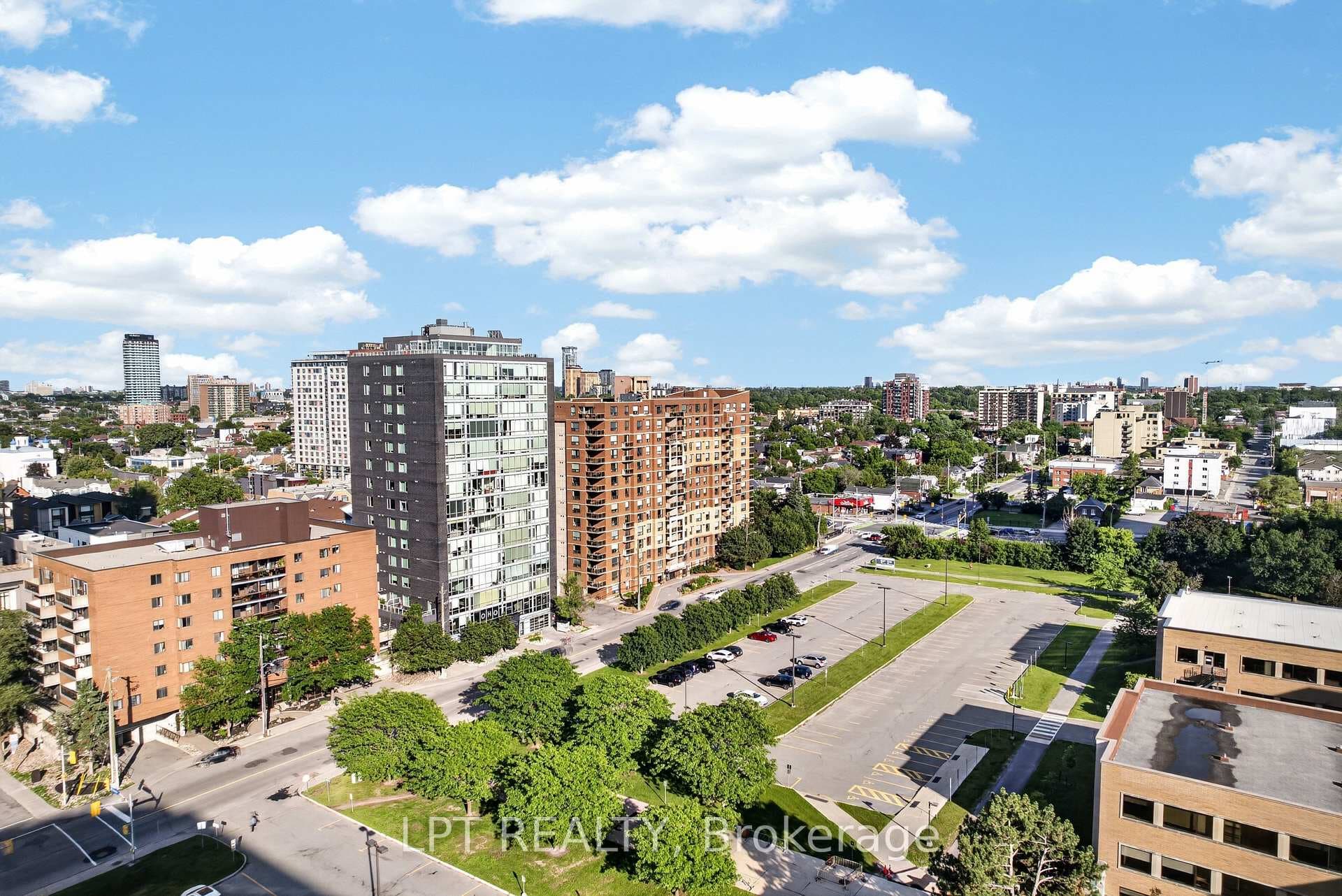 201 Parkdale Avenue Unit 1004 photo 32