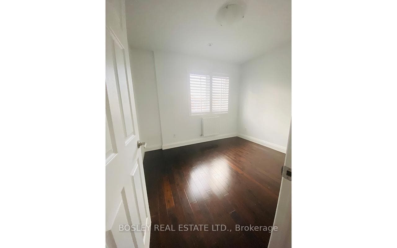 123 Indian Road Crescent photo 12