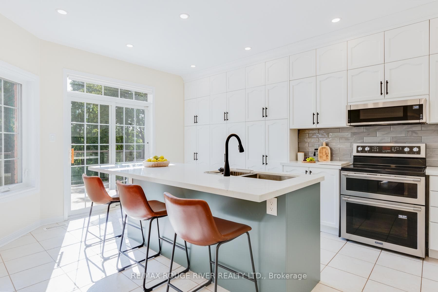 18 Mackey Drive photo 11