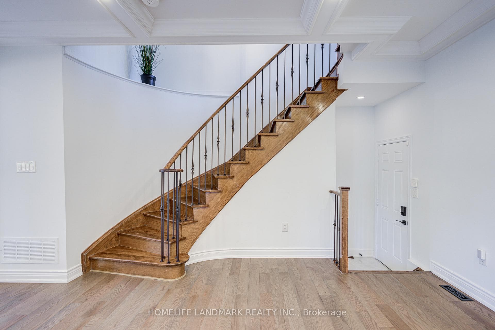 24 Haskett Drive photo 8