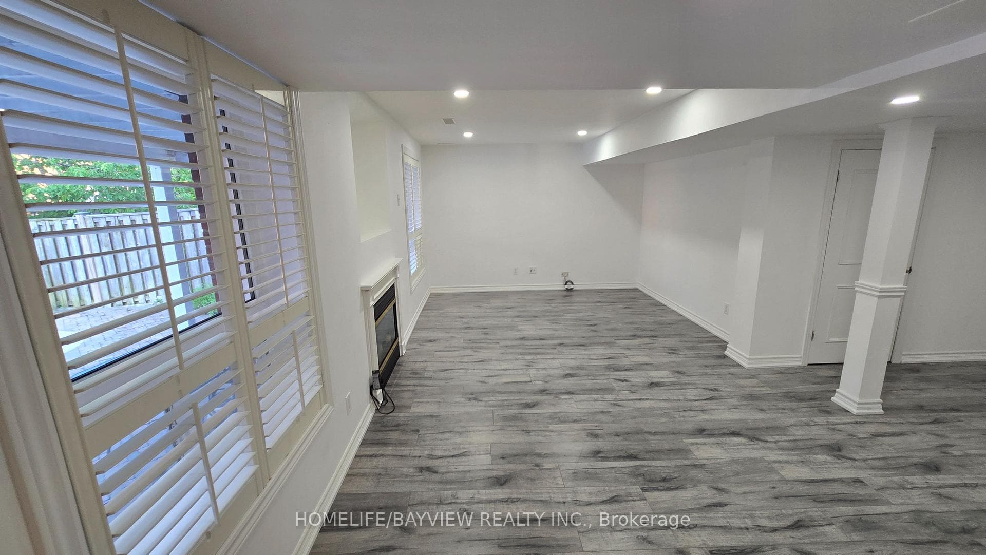 231 Bilbrough Street photo 16