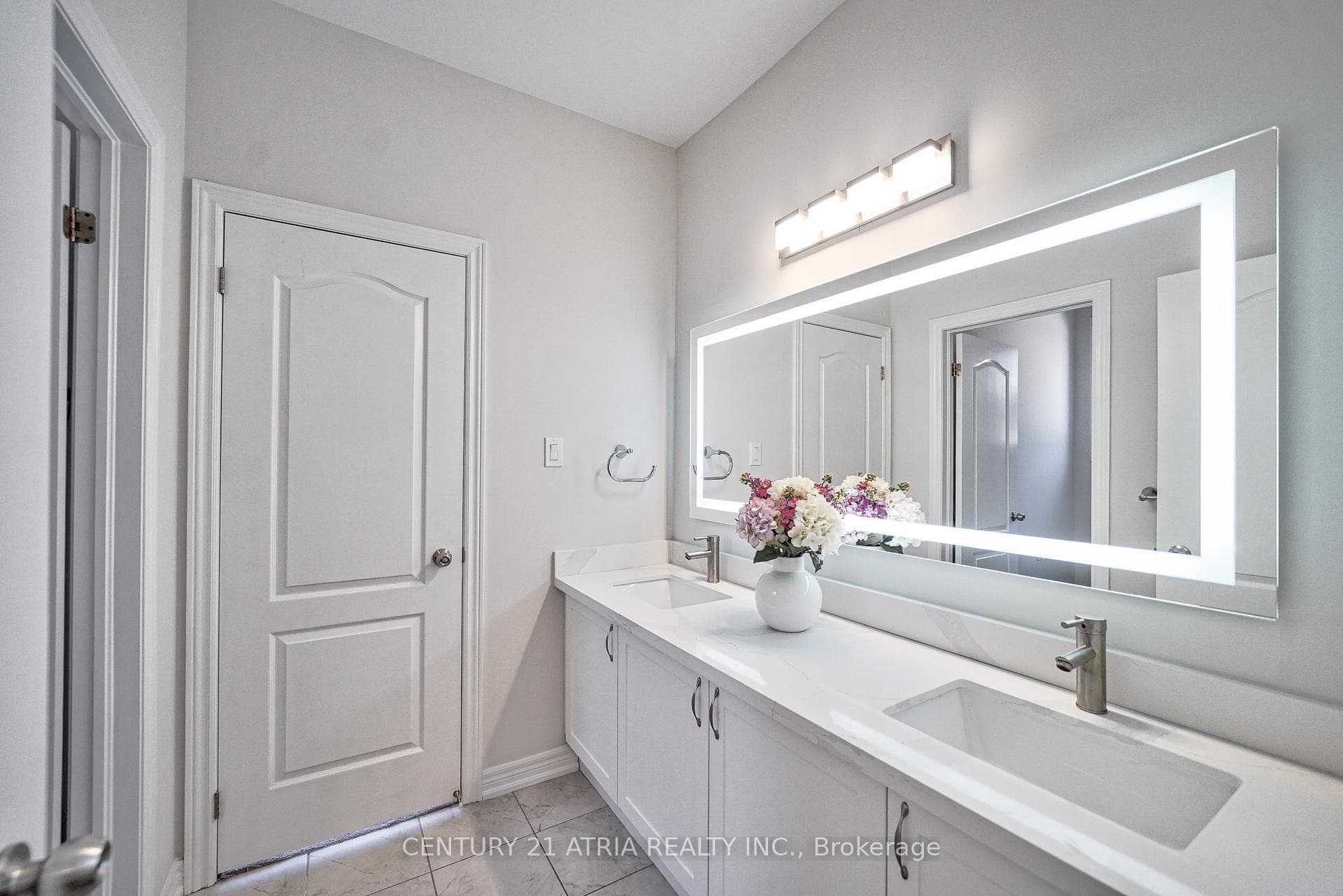 1812 grandview Street photo 24