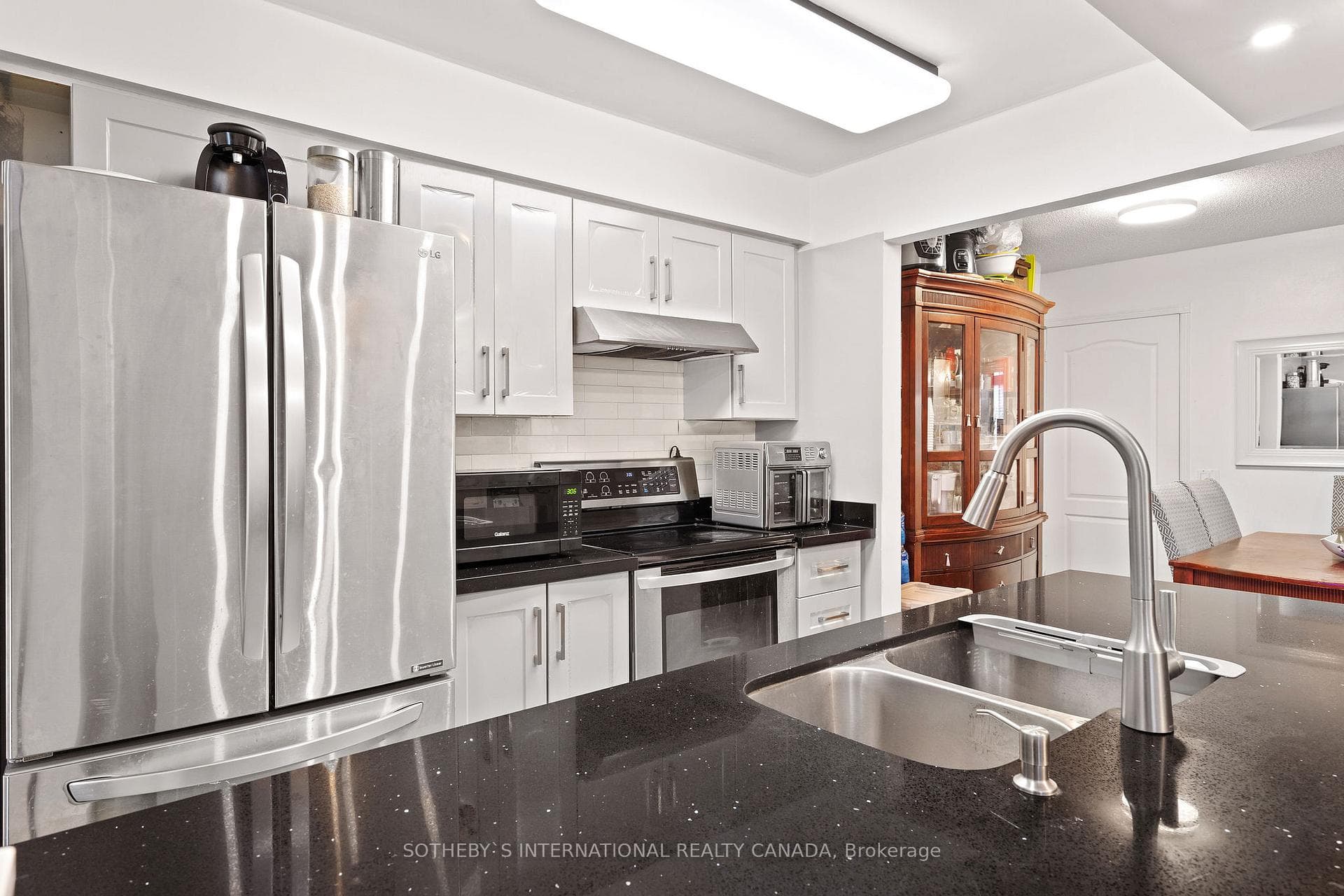 900 Steeles Avenue Unit 701 photo 9