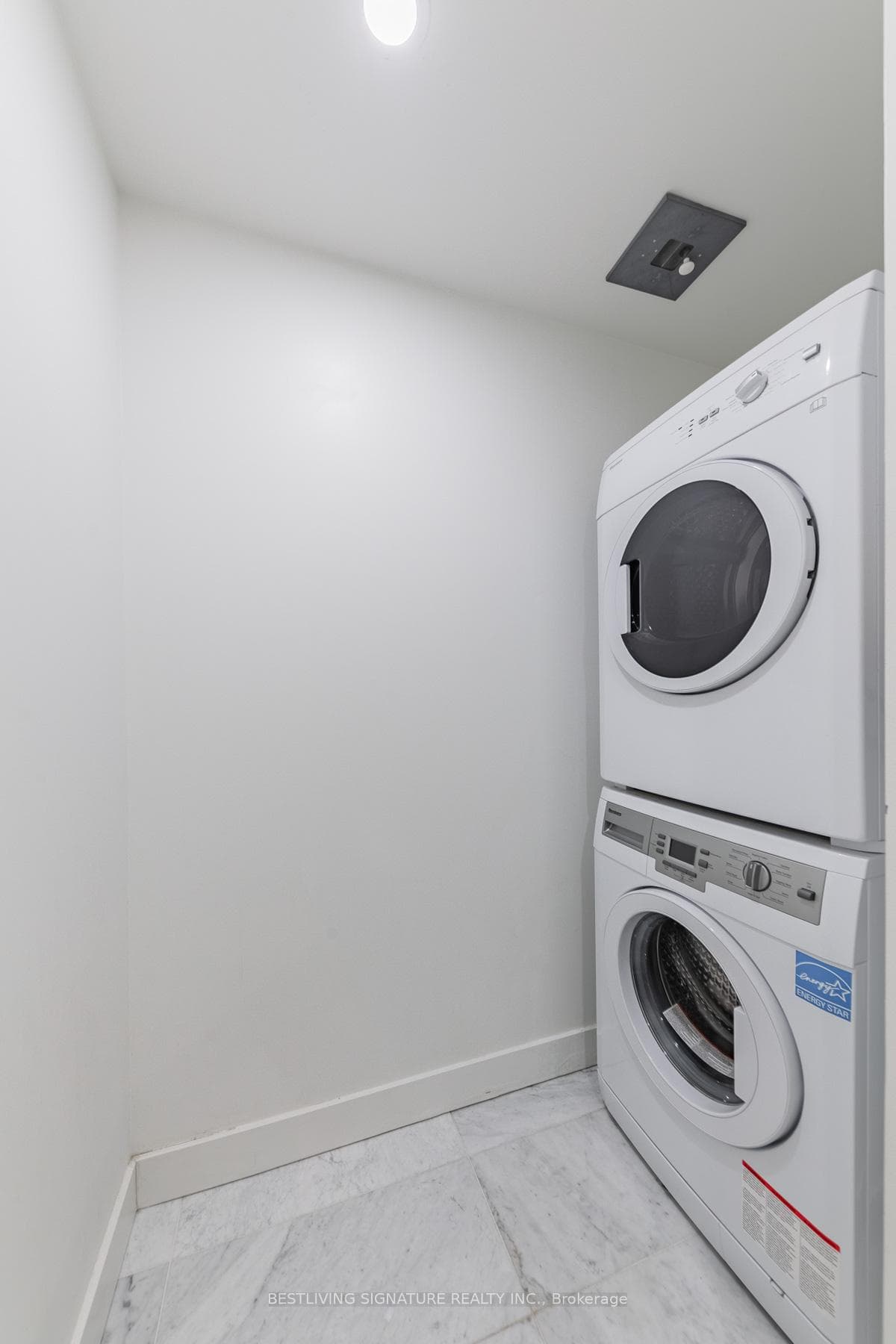 17 Bathurst Street Unit 701 photo 28