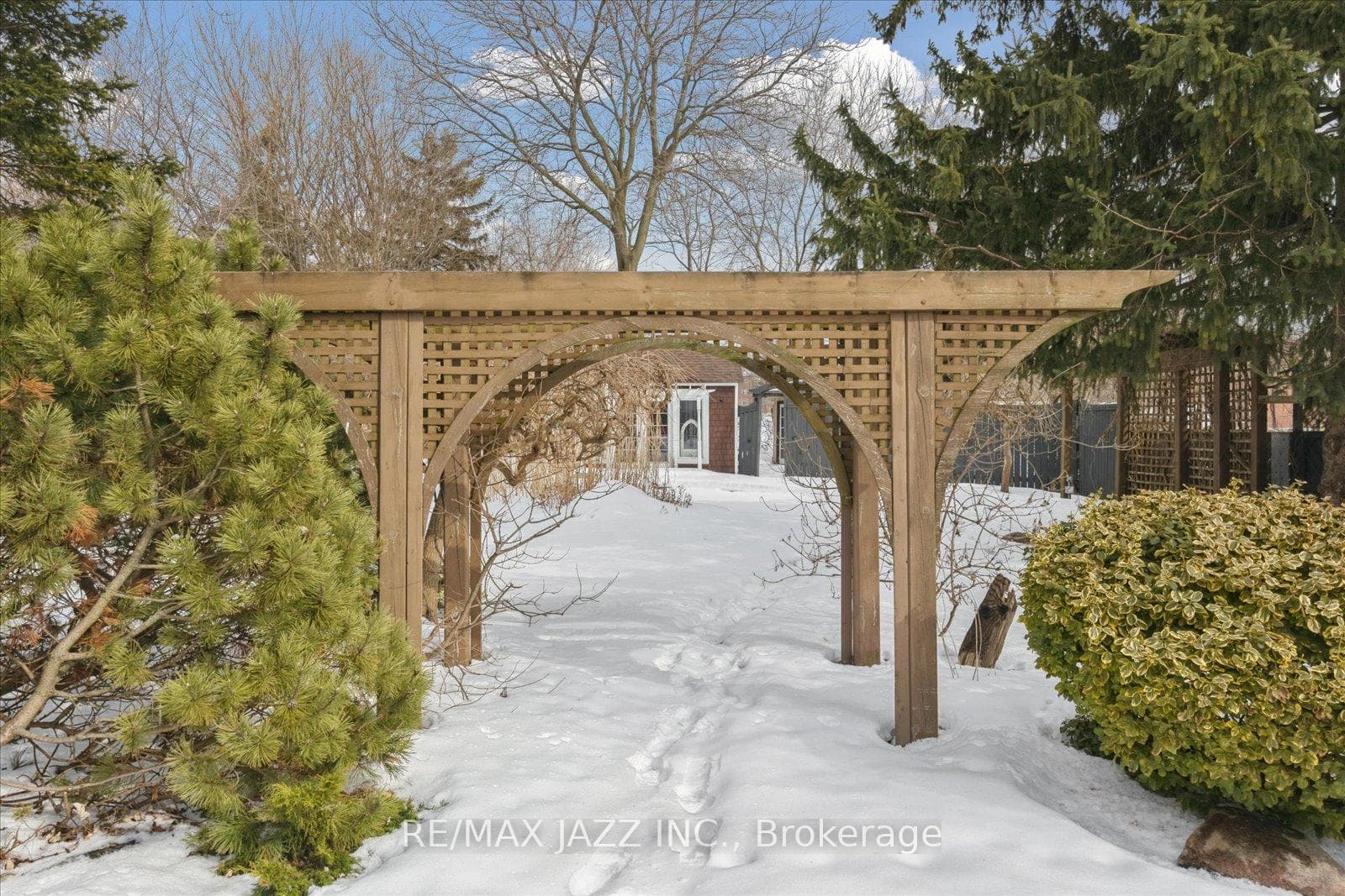 1633 Charles Street photo 34