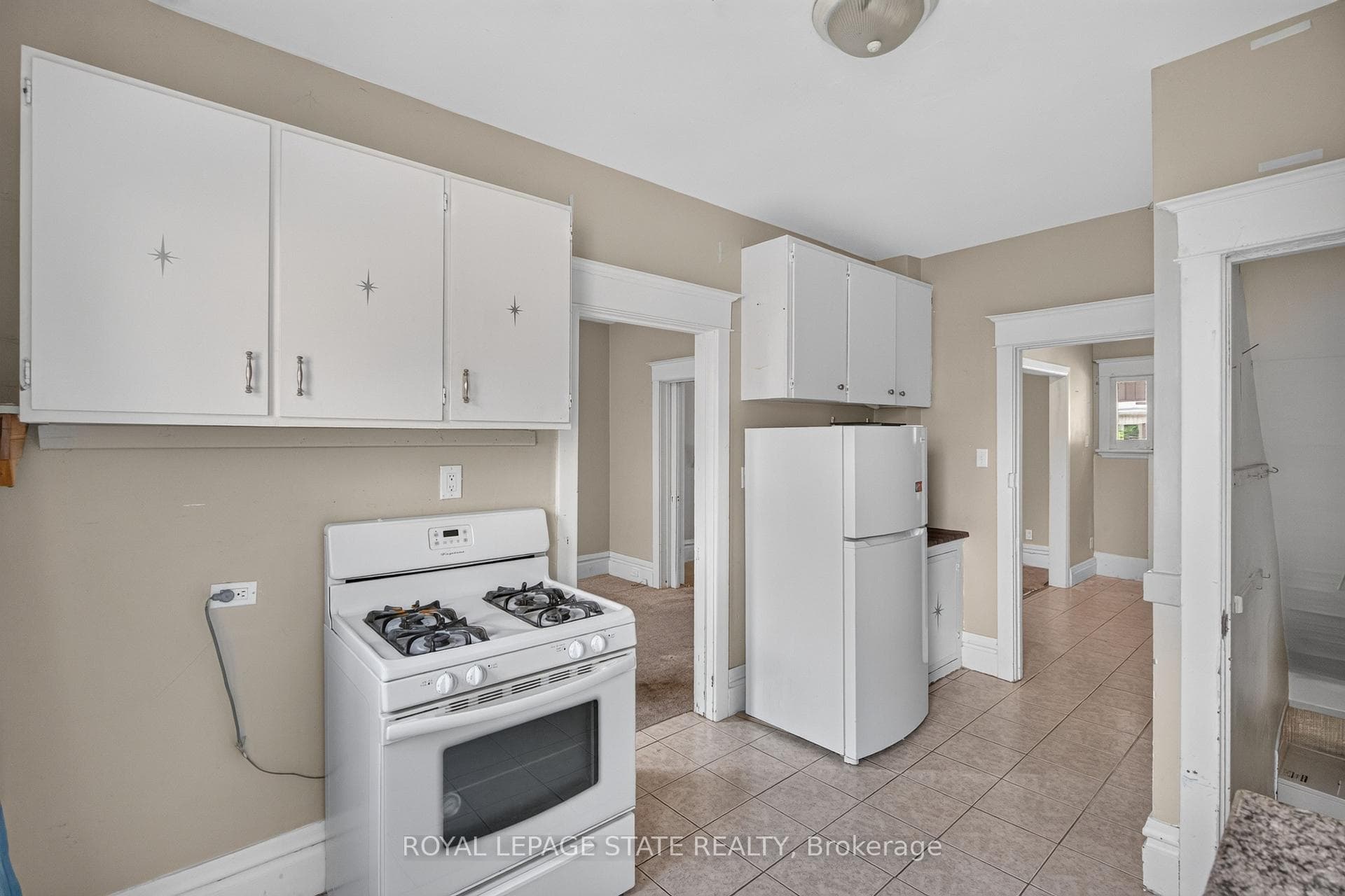 103 Rosemont Avenue photo 19