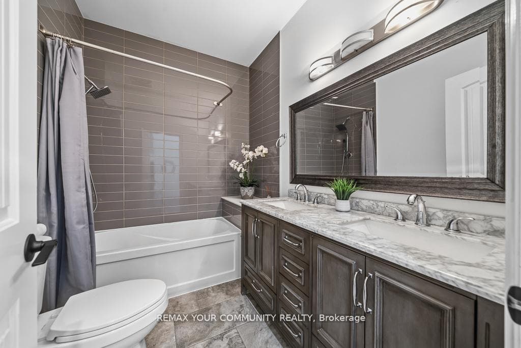 38 Windermere Circle photo 29