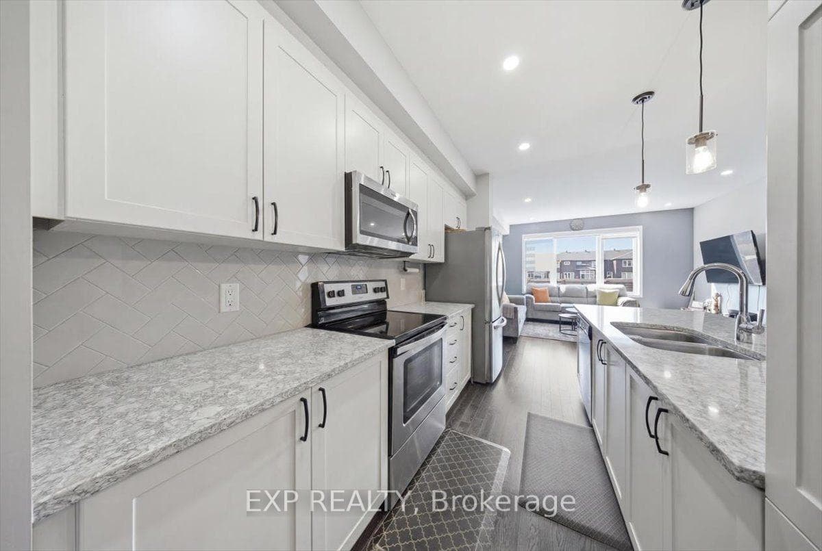92 Riddell Street photo 7