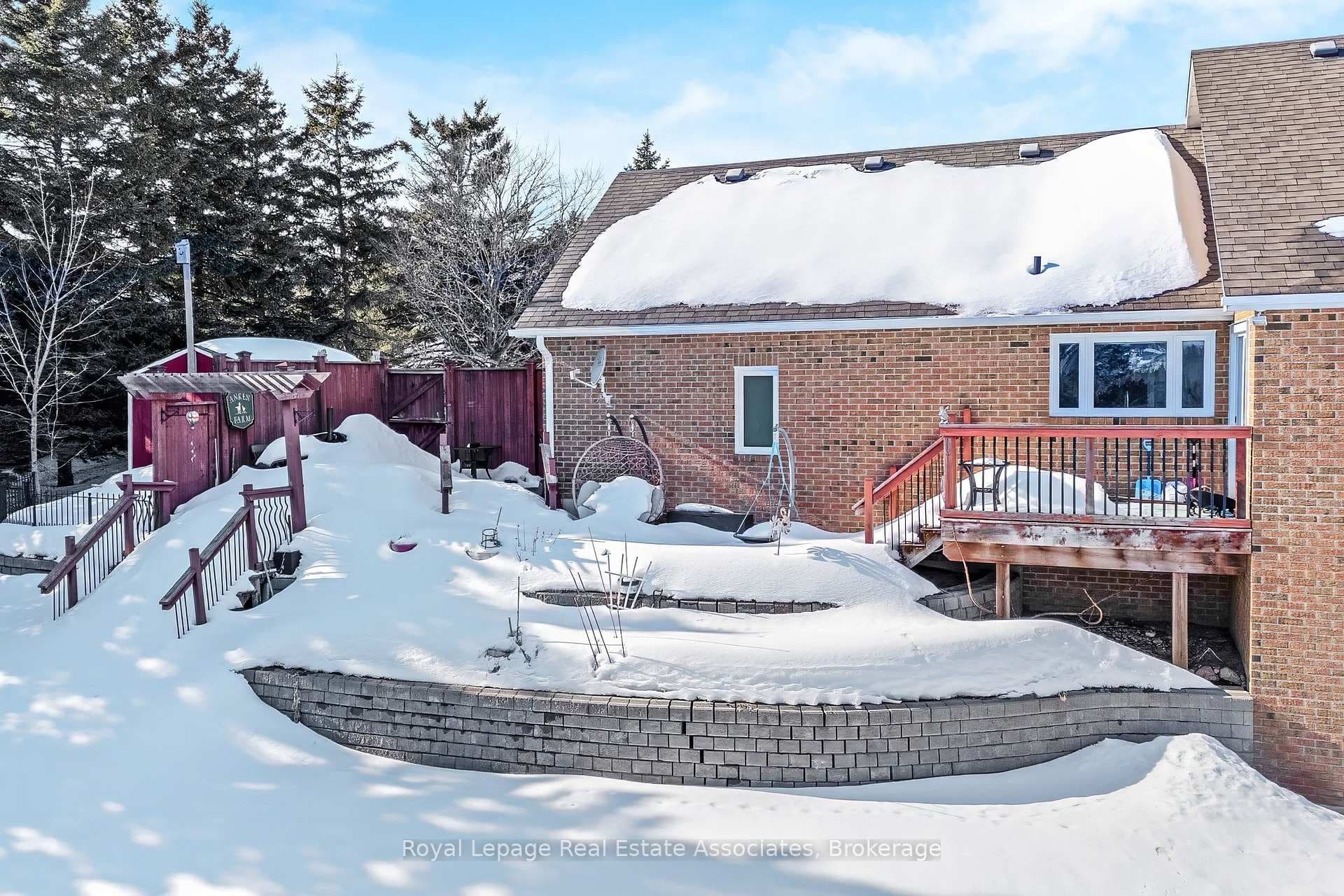 10 Kildare Drive photo 41