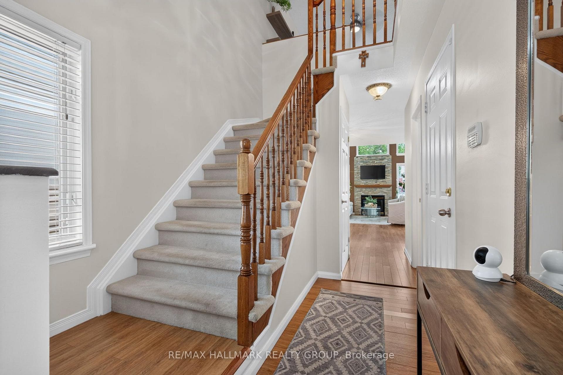 63 Palmadeo Drive photo 4